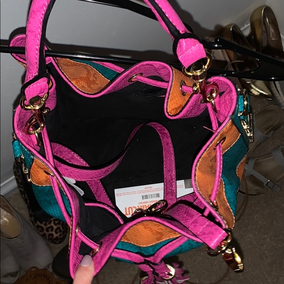 Purse! - Picture 2 of 8